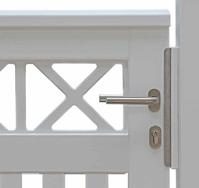 Weiße Holzgartenpforte Mahagoni Hartholz weiß endlackiert (4 Jahre Farbgarantie) - Einsteckschloss, Griffe und Schließzylinder aus V2A-Edelstahl